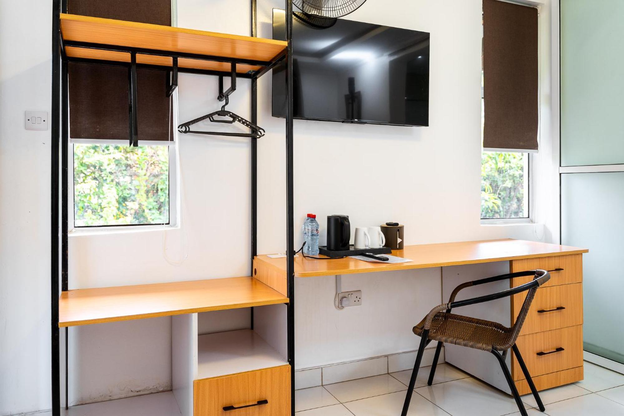 Harry'S Kisumu Oasis Aparthotel Ngoại thất bức ảnh