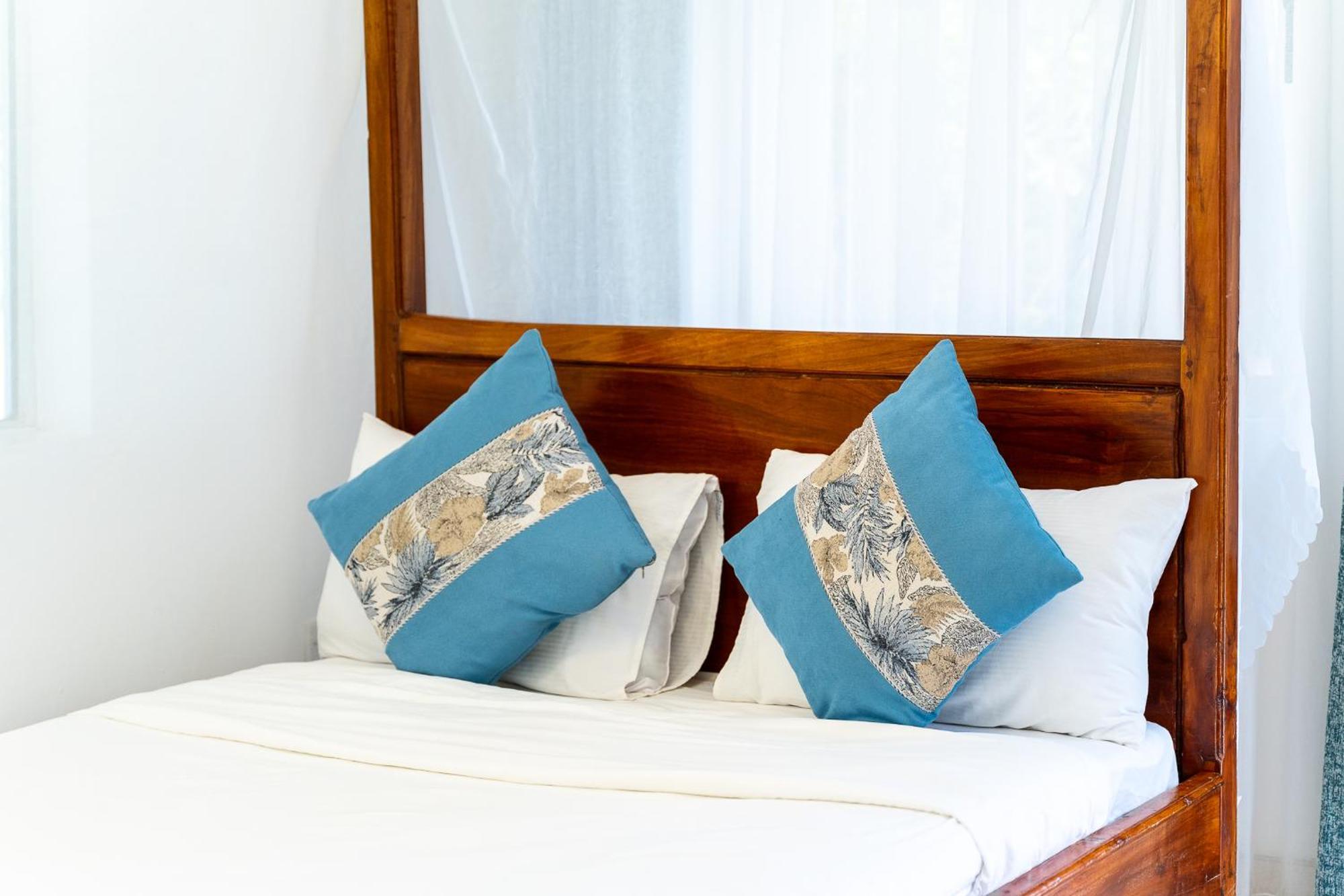 Harry'S Kisumu Oasis Aparthotel Ngoại thất bức ảnh