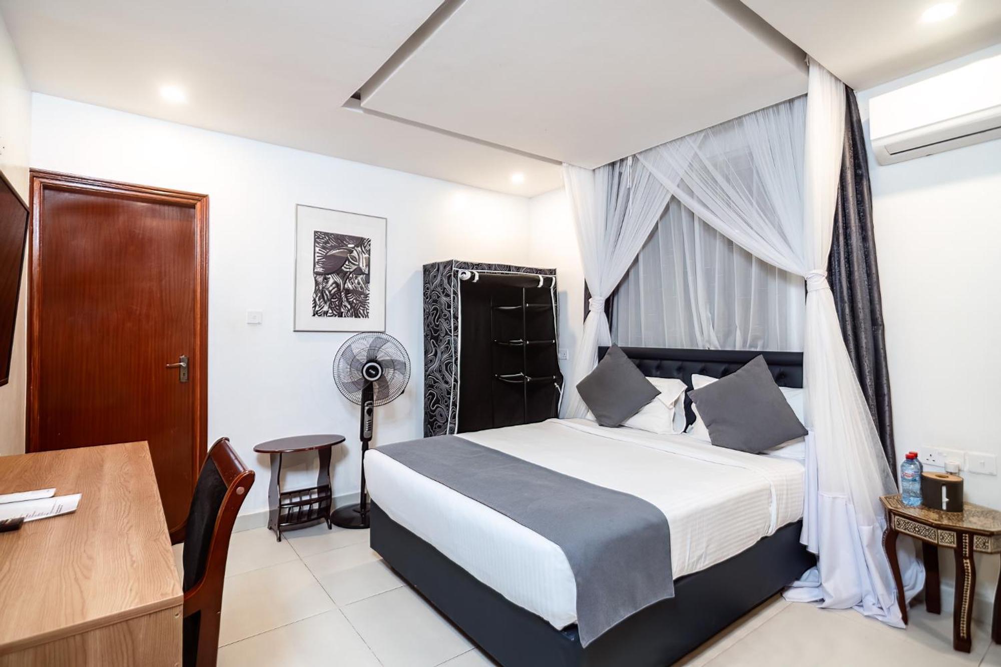 Harry'S Kisumu Oasis Aparthotel Ngoại thất bức ảnh