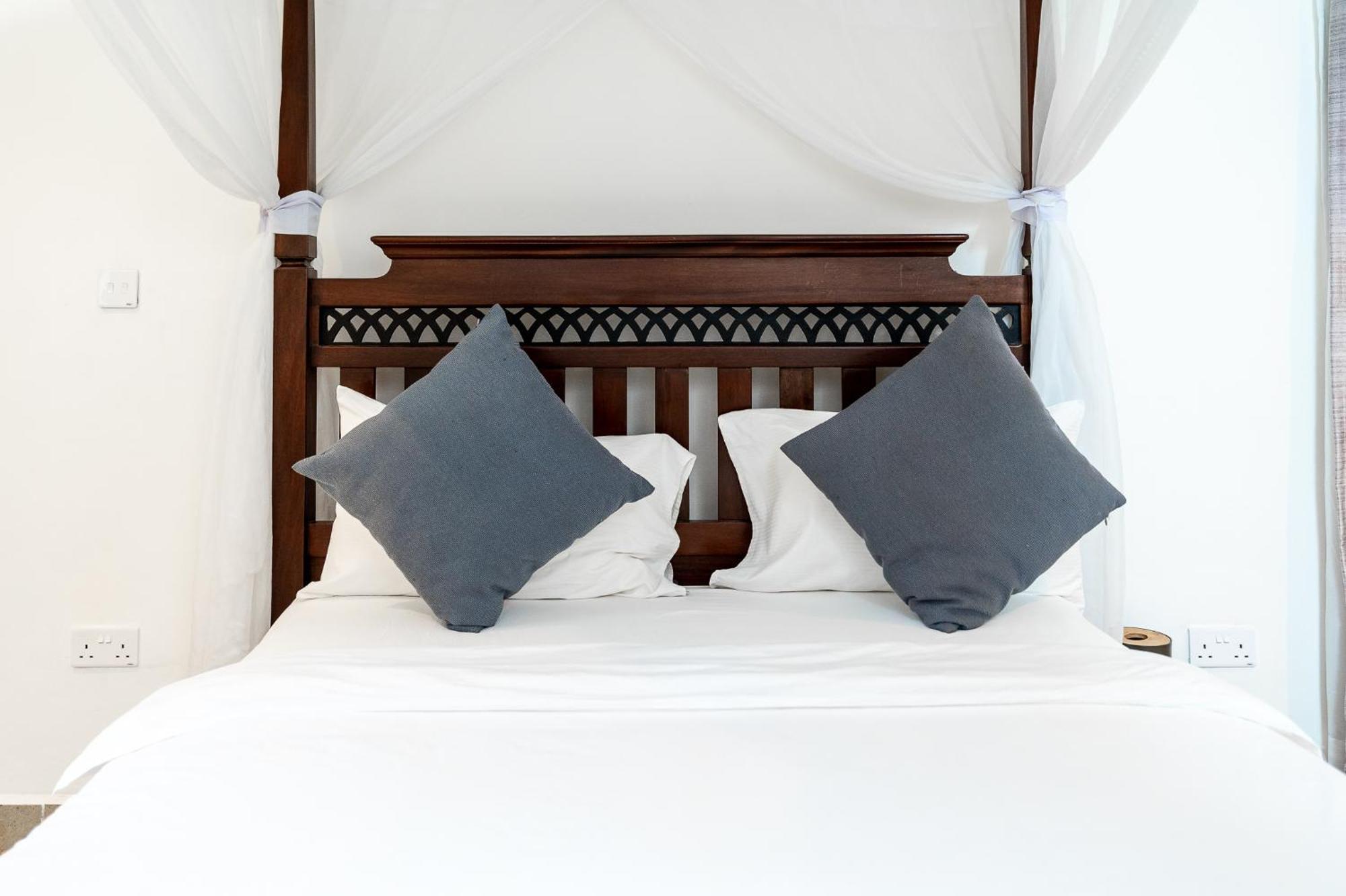 Harry'S Kisumu Oasis Aparthotel Ngoại thất bức ảnh